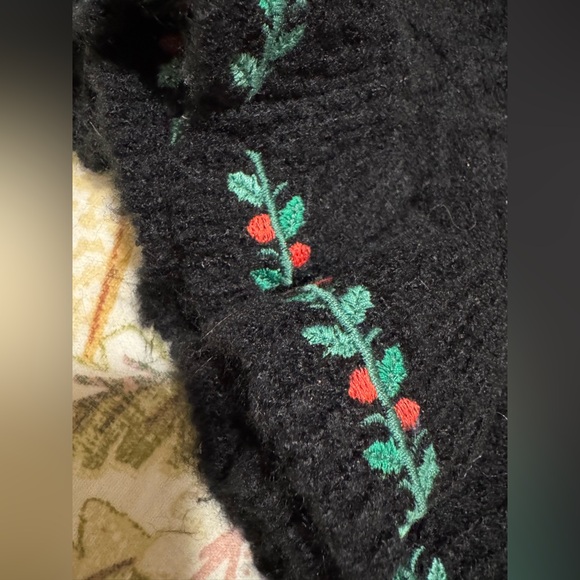 NWT Dolls Kill Snowbound heirloom knit embroidered Christmas skirt XS - Picture 4 of 6